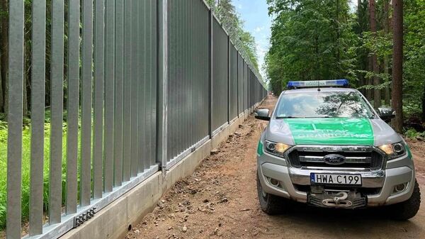 波白边境墙 - 俄罗斯卫星通讯社