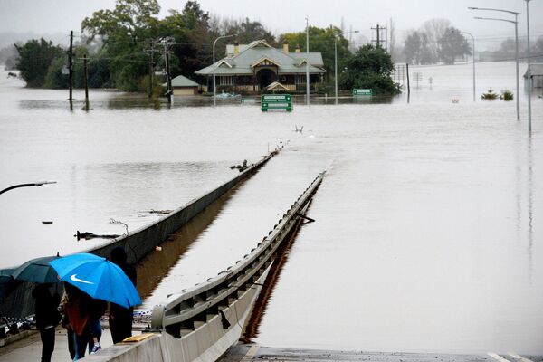 澳大利亚悉尼西北郊区的温莎市被洪水淹没。 - 俄罗斯卫星通讯社