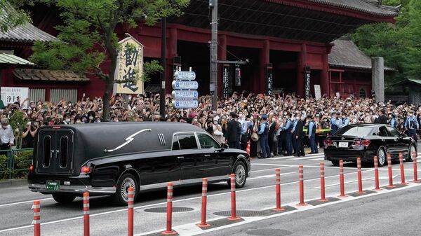 日本內閣批准撥款182萬美元為前首相安倍晉三舉行國葬 - 俄羅斯衛星通訊社