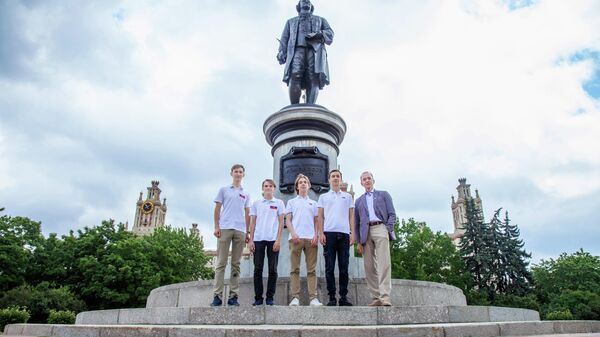 俄罗斯中学生在国际化学奥林匹克竞赛中夺金 - 俄罗斯卫星通讯社