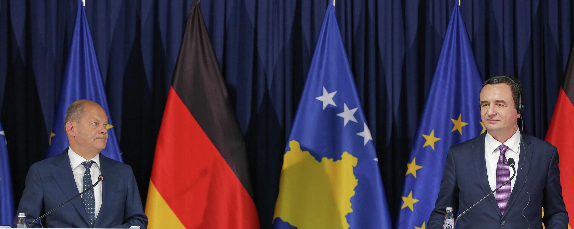 德国总理奥拉夫·朔尔茨与科索沃总理阿尔宾·库尔蒂 - 俄罗斯卫星通讯社, 1920, 01.08.2022