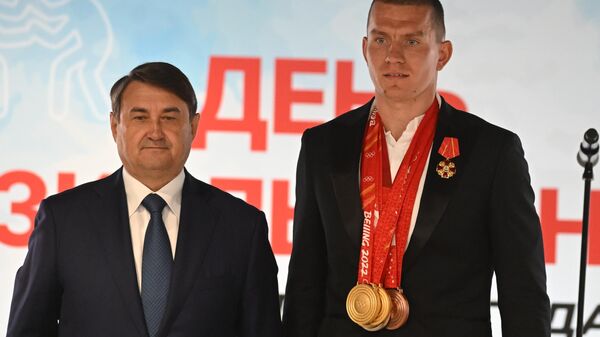 博利舒诺夫、谢尔巴科娃和其他三名奥运冠军荣获国家奖励 - 俄罗斯卫星通讯社