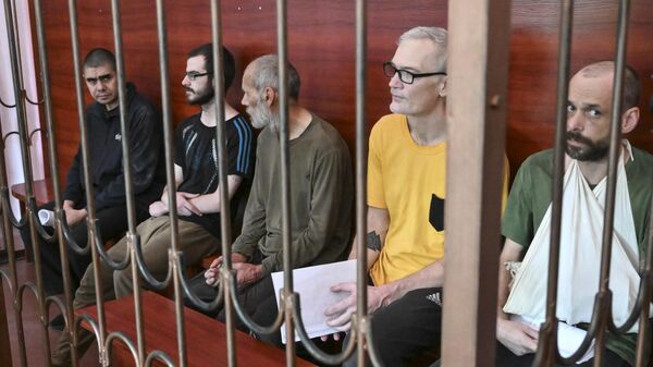 克宮表示應成立法庭審判迫害頓巴斯人民的犯罪者 - 俄羅斯衛星通訊社