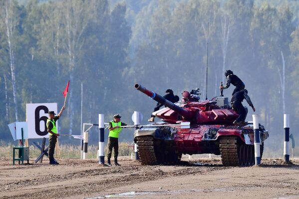 莫斯科州阿拉比諾靶場，參加“坦克兩項-2022”比賽的蒙古國軍人 - 俄羅斯衛星通訊社