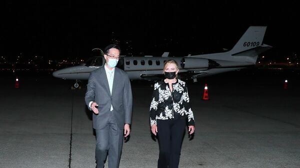 美國共和黨參議員布萊克本（Marsha Blackburn）8月25日晚抵達台灣進行訪問 - 俄羅斯衛星通訊社