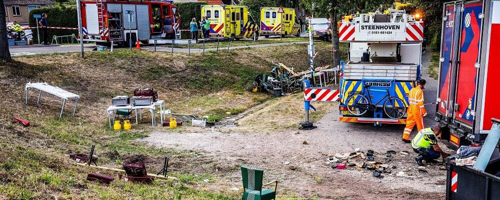媒體：荷蘭南部一輛卡車撞上人群造成至少3人死亡 - 俄羅斯衛星通訊社, 1920, 28.08.2022