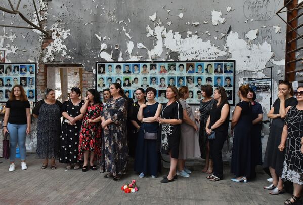 人们参加别斯兰人质事件的悼念活动。 - 俄罗斯卫星通讯社