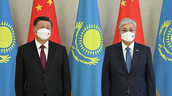 中华人民共和国主席习近平在努尔苏丹与哈萨克斯坦总统卡西姆若马尔特•托卡耶夫进行会晤 - 俄罗斯卫星通讯社