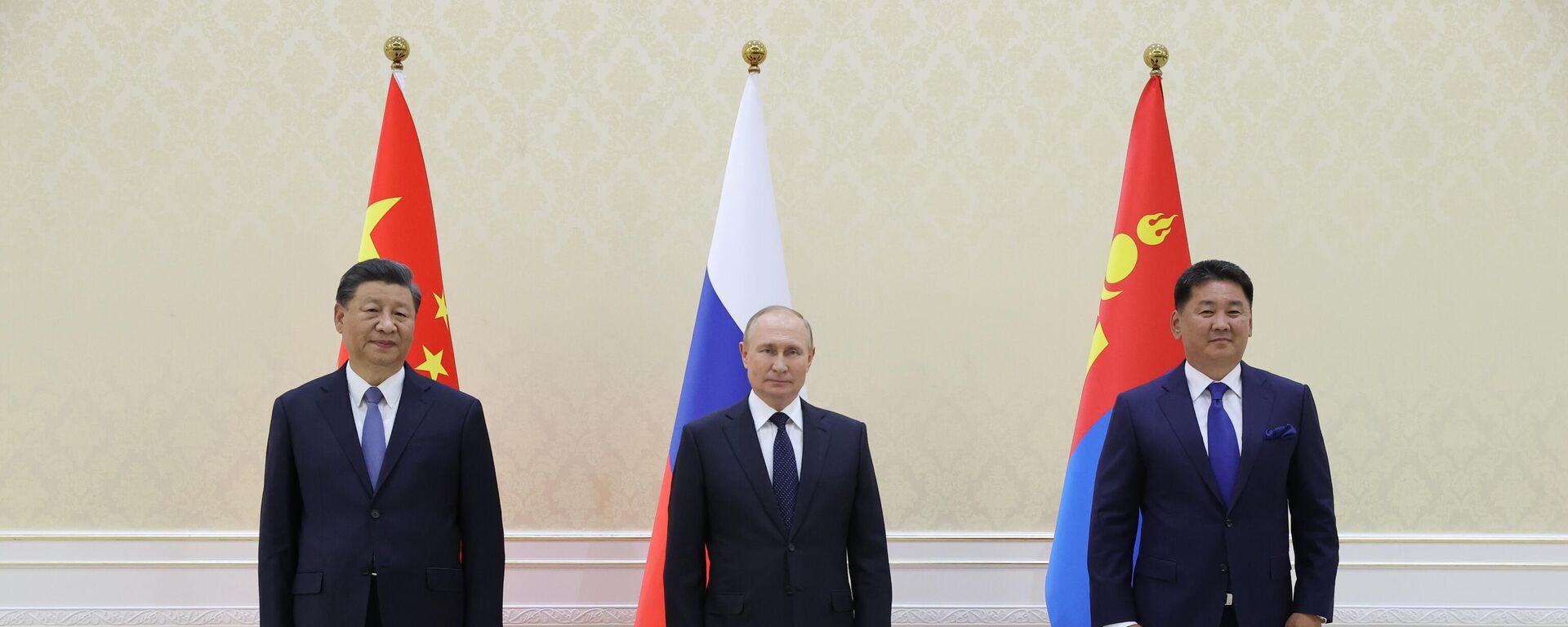 普京、習近平和蒙古國總統呼日勒蘇赫在上合組織峰會期間會晤 - 俄羅斯衛星通訊社, 1920, 15.09.2022