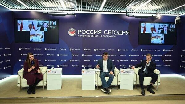 俄羅斯衛星通訊社與中俄軍事專家舉行圓桌會議 - 俄羅斯衛星通訊社
