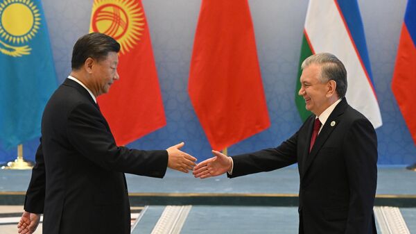 沙夫卡特•米爾濟約耶夫與中國國家主席習近平 - 俄羅斯衛星通訊社
