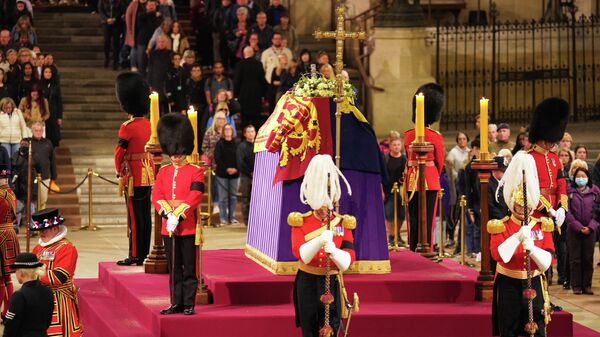 英國女王伊麗莎白二世公開告別儀式在倫敦結束 - 俄羅斯衛星通訊社