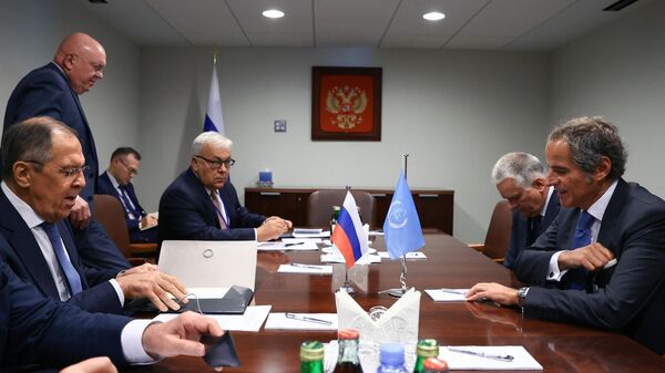 俄外长拉夫罗夫9月21日与国际原子能机构总干事格罗西讨论了扎波罗热核电站周边局势 - 俄罗斯卫星通讯社