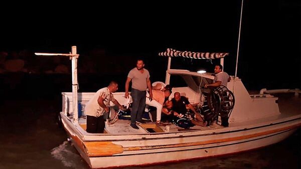 敘利亞衛生部稱塔爾圖斯沿岸輪船失事致77人死亡
 - 俄羅斯衛星通訊社