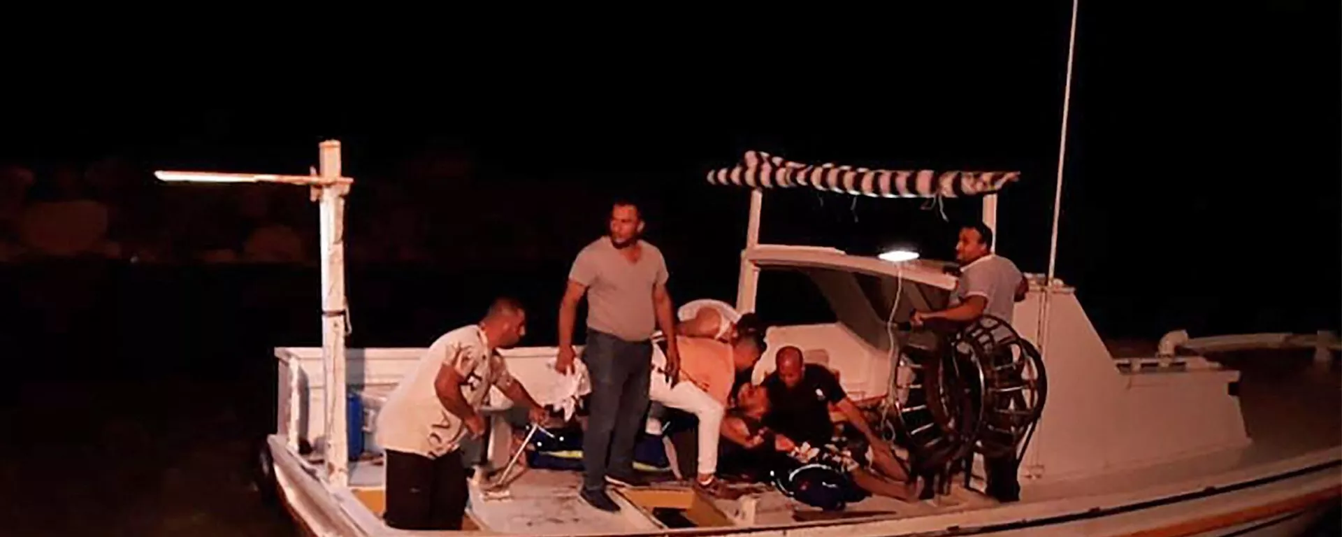 敘利亞衛生部稱塔爾圖斯沿岸輪船失事致77人死亡
 - 俄羅斯衛星通訊社, 1920, 23.09.2022