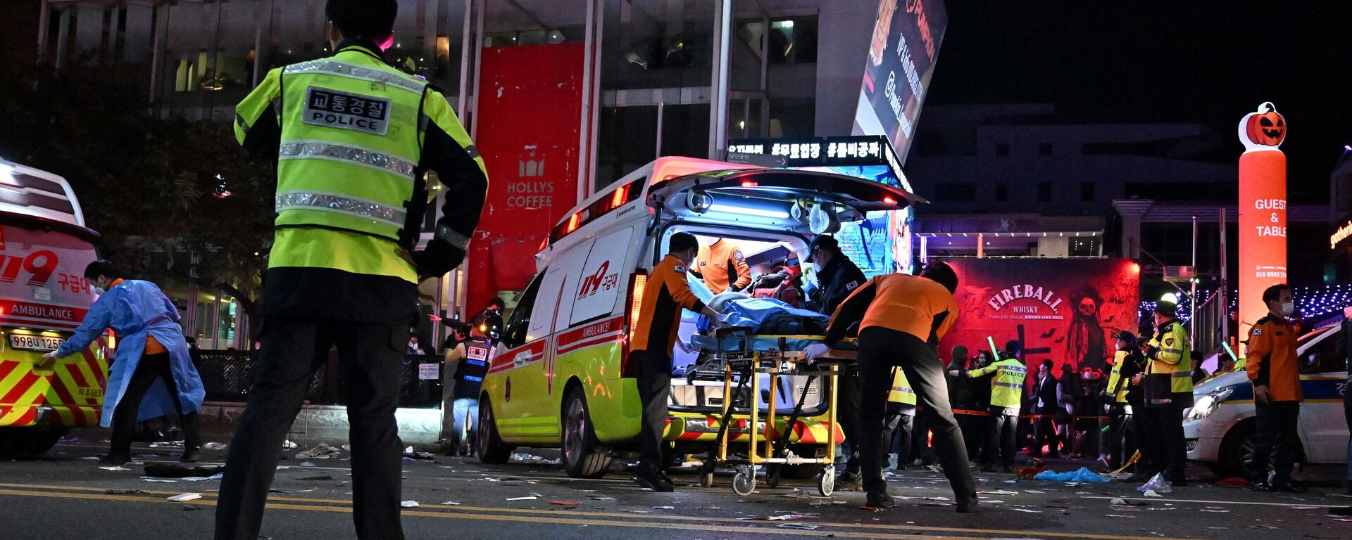 韓國踩踏事故死亡人數升至151人，82人受傷 - 俄羅斯衛星通訊社, 1920, 30.10.2022
