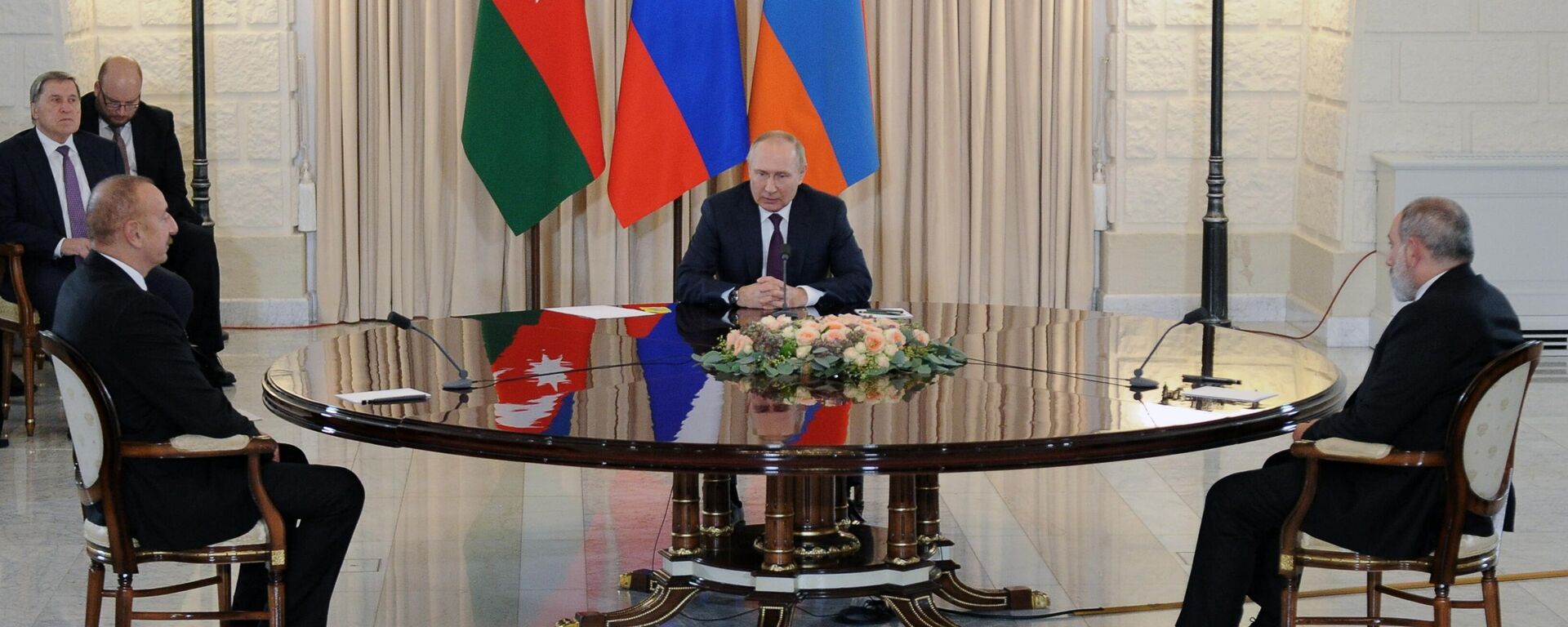 俄罗斯、亚美尼亚、阿塞拜疆领导人强调筹备亚阿两国和平协议的重要性 - 俄罗斯卫星通讯社, 1920, 01.11.2022