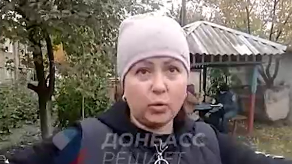 女子回憶烏軍炮擊沙赫喬爾斯克市火車站與油料基地 - 俄羅斯衛星通訊社