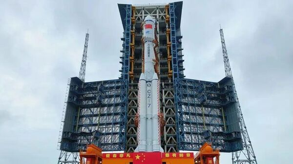 中國天舟五號貨運飛船5月5日順利撤離空間站組合體，轉入獨立飛行階段 - 俄羅斯衛星通訊社