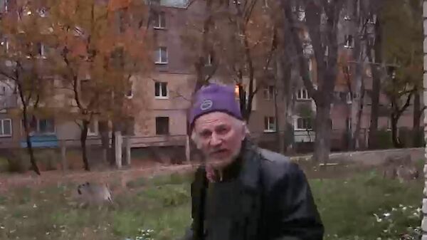 顿涅茨克退休老人分享炮击下的生存秘诀 - 俄罗斯卫星通讯社