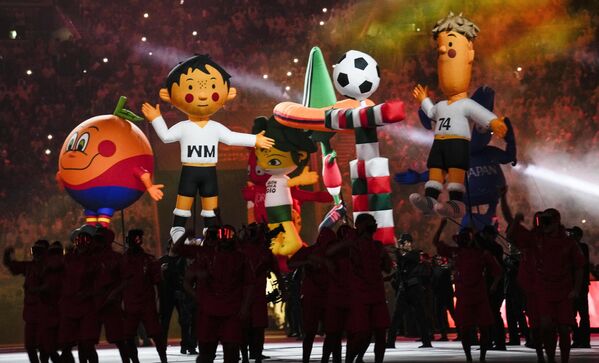 11月20日，前世界杯吉祥物在2022年卡塔尔世界杯开幕式上表演。 - 俄罗斯卫星通讯社