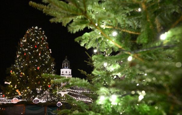 克罗地亚萨格勒布市布设的圣诞节彩灯设施。 - 俄罗斯卫星通讯社