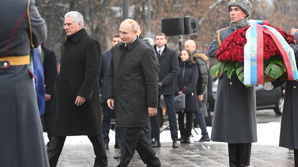 普京和米格尔·迪亚斯-卡内尔为菲德尔·卡斯特罗纪念碑揭幕 - 俄罗斯卫星通讯社