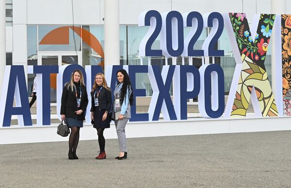 索契第12屆核工業展(ATOMEXPO-2022)國際論壇的參與者。 - 俄羅斯衛星通訊社