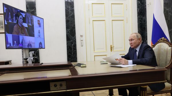Президент РФ В. Путин провел заседание Совета по развитию гражданского общества и правам человека - 俄羅斯衛星通訊社