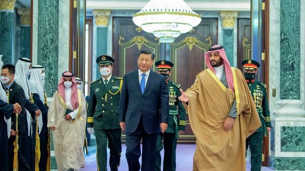 中國國家主席習近平與沙特王儲穆罕默德•本•薩勒曼 - 俄羅斯衛星通訊社