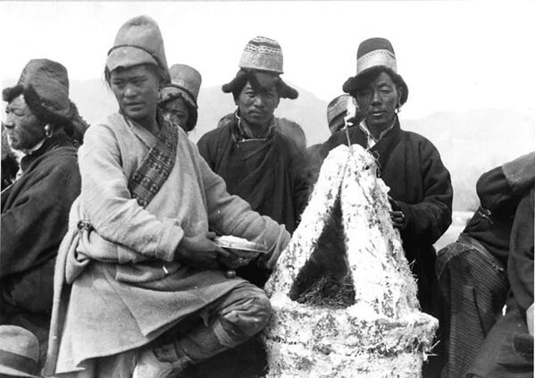 中国的藏族民众迎接新年。 - 俄罗斯卫星通讯社