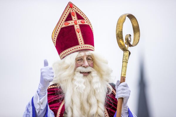 荷蘭聖誕老人參加聖誕節活動。 - 俄羅斯衛星通訊社