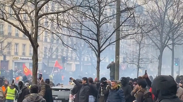 巴黎枪击事件引发数千名库尔德人抗议示威 - 俄罗斯卫星通讯社