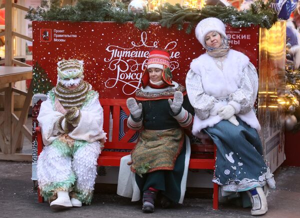 莫斯科馬涅什廣場，莫斯科傳統節日“聖誕之旅”活動現場的動畫師。 - 俄羅斯衛星通訊社