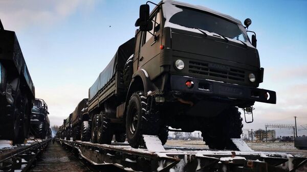 装有俄罗斯军备的军列抵达白俄罗斯 - 俄罗斯卫星通讯社