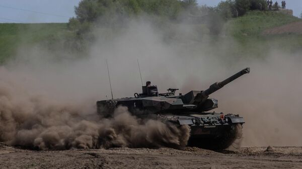 德国向乌克兰提供豹式坦克无异于切腹自尽 - 俄罗斯卫星通讯社