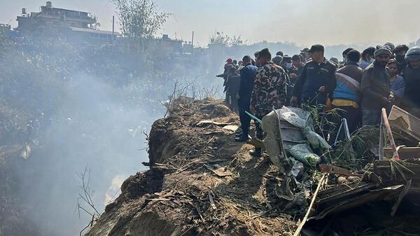 救援人員在尼泊爾墜機現場找到黑匣子 - 俄羅斯衛星通訊社