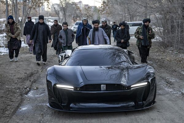 阿富汗，在喀布尔街头，出自阿富汗工作室ENTOP的第一辆阿富汗超级跑车Mada 9。 - 俄罗斯卫星通讯社