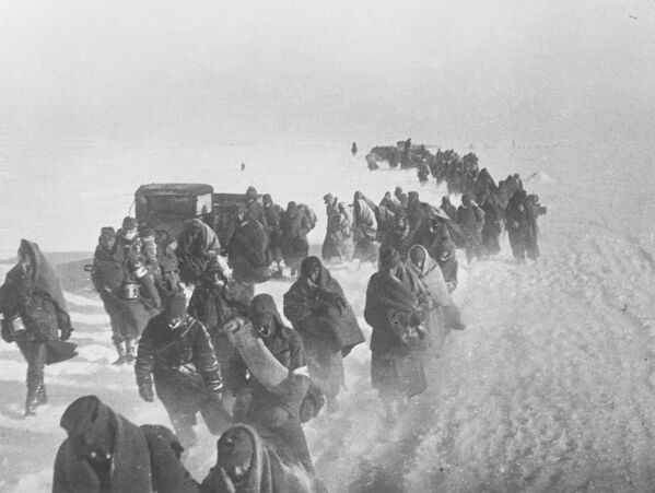 偉大衛國戰爭（1941-1945），斯大林格勒戰役（1942年7月-1943年2月）。斯大林格勒戰役中俘虜的德軍。 - 俄羅斯衛星通訊社