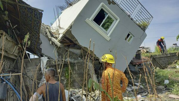 菲律賓中部強震死亡人數升至72人 - 俄羅斯衛星通訊社