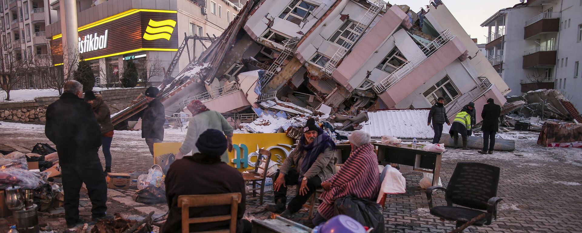 土耳其地震死亡人数已近3万人 - 俄罗斯卫星通讯社, 1920, 12.02.2023