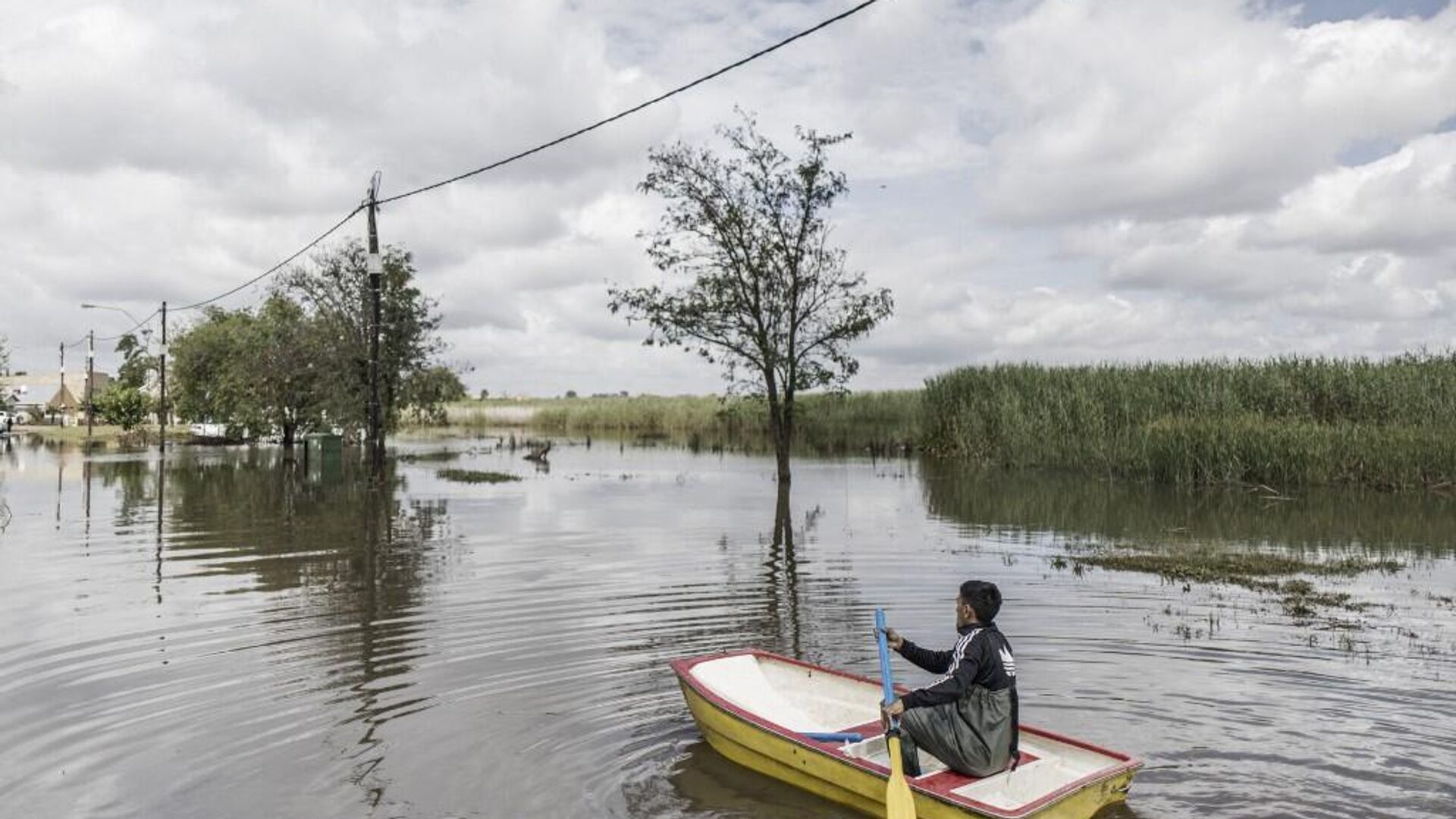 因暴雨引發洪水，南非進入自然災難狀態，洪水已造成至少12人死亡 - 俄羅斯衛星通訊社, 1920, 15.02.2023