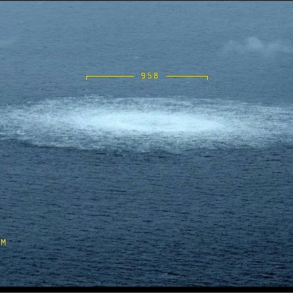 瑞典海岸警卫队2022年9月27日提供的照片显示，其飞机在波罗的海上空拍摄到&quot;北溪&quot;管道泄漏的天然气 - 俄罗斯卫星通讯社