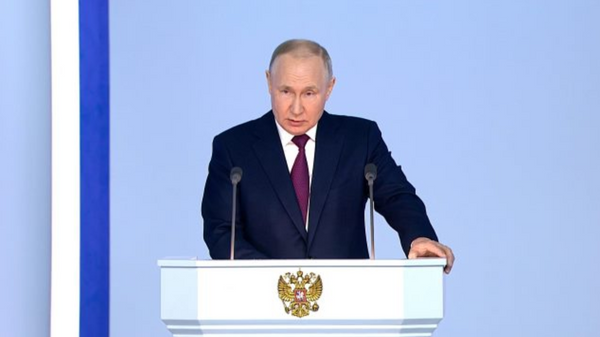 普京：“我今天發表講話，是在俄羅斯處於艱難且具有里程碑意義的時刻，全世界發生根本性變化的時期。” - 俄羅斯衛星通訊社