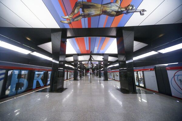 莫斯科地铁大环线上的“中央陆军俱乐部”站。 - 俄罗斯卫星通讯社