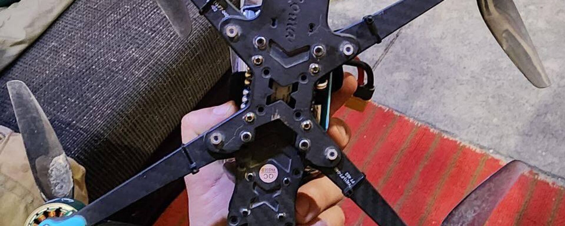 烏克蘭武裝部隊的FPV無人機 - 俄羅斯衛星通訊社, 1920, 18.12.2025