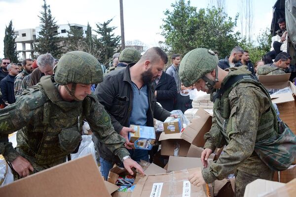 俄罗斯卫星通讯社向叙利亚地震灾区人民分发人道主义援助物资 - 俄罗斯卫星通讯社