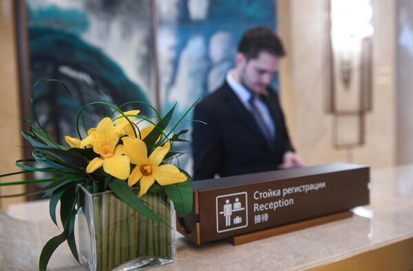 莫斯科陽光酒店大堂的接待處。 作為中國商業中心“華銘園”的一部分,中國品牌“陽光”經營的高級酒店於2022年9月30日在莫斯科開業。 莫斯科陽光酒店大堂的接待處。 作為中國商業中心“華銘園”的一部分,中國品牌“陽光”經營的高級酒店於2022年9月30日在莫斯科開業。 - 俄羅斯衛星通訊社