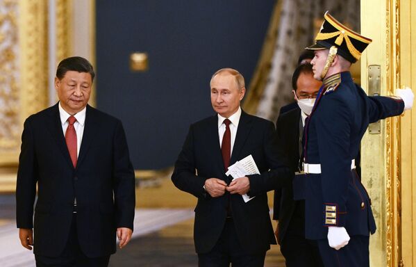 3月21日，普京和习近平在莫斯科举行俄中会谈开始前。 - 俄罗斯卫星通讯社