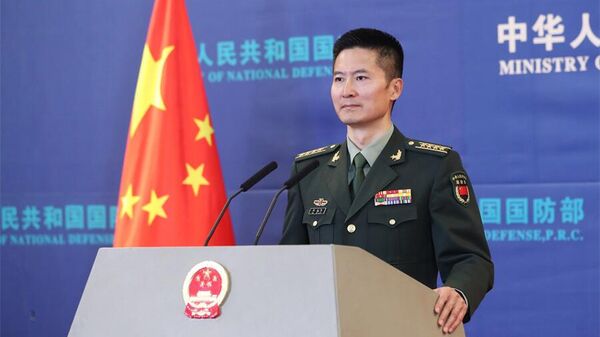 中国国防部新闻发言人谭克非 - 俄罗斯卫星通讯社